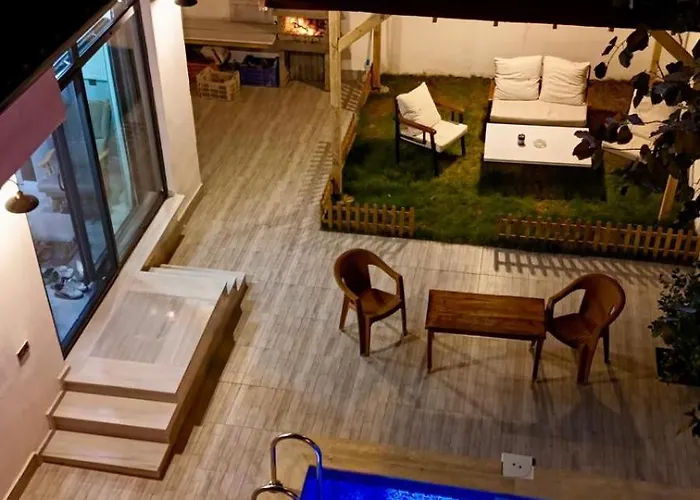 Quiet House * İznik